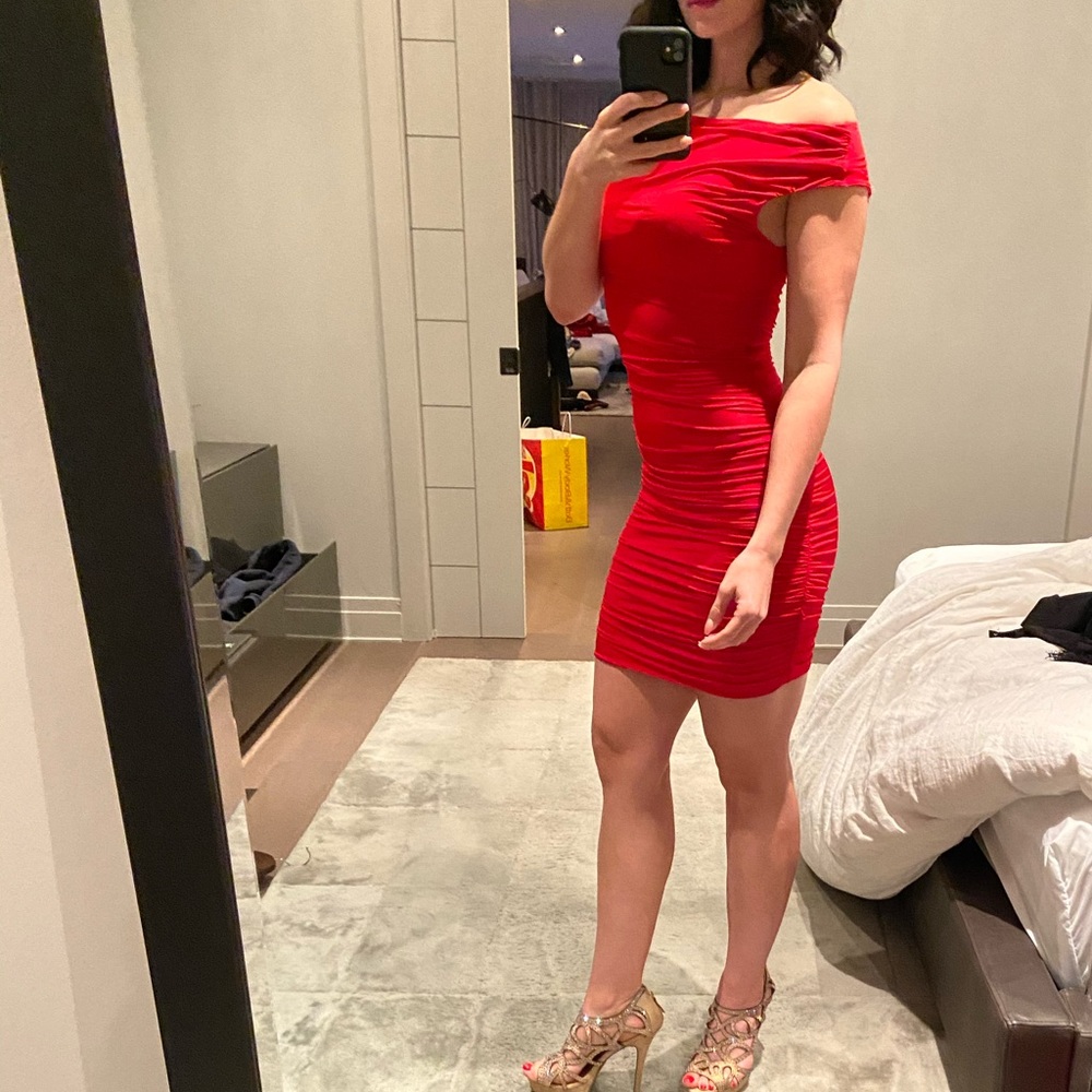 H&M red bodycon